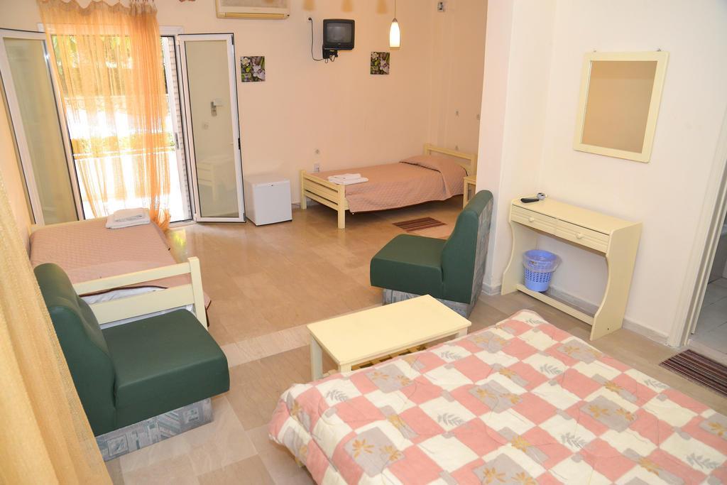 Primavera Hotel Gazatika Luaran gambar